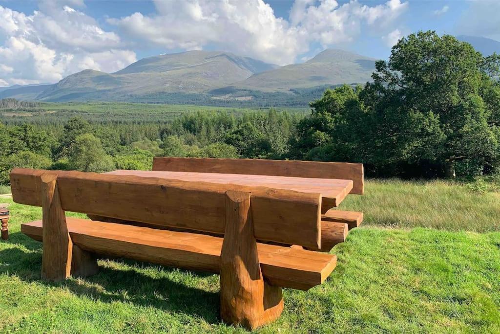 Wild Nurture Eco Luxury Offgrid Log *